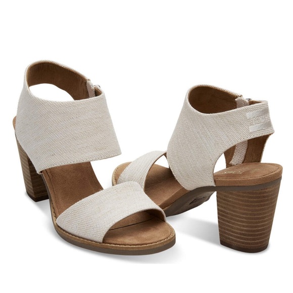 Toms Shoes - NWT!! Tom’s - Majorca Cutout Sandal - Size 8M - Natural Yarn Dye Color